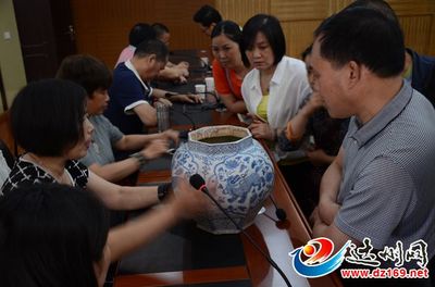 省文物专家来达州&ldquo;鉴宝&rdquo; 有珍品但大多数是赝品_达州网